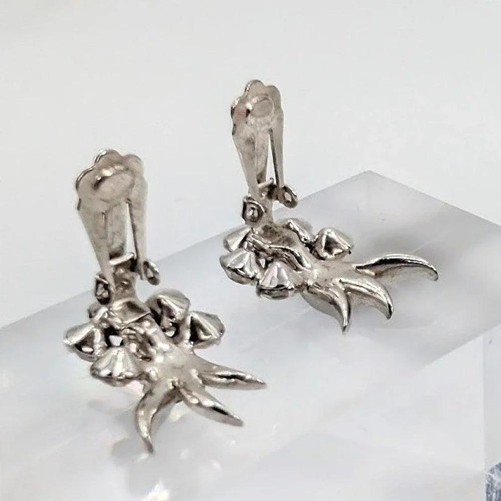 Vintage Eisenberg Flower Rhinestone Clip On‎ Earrings Silver Tone Signed